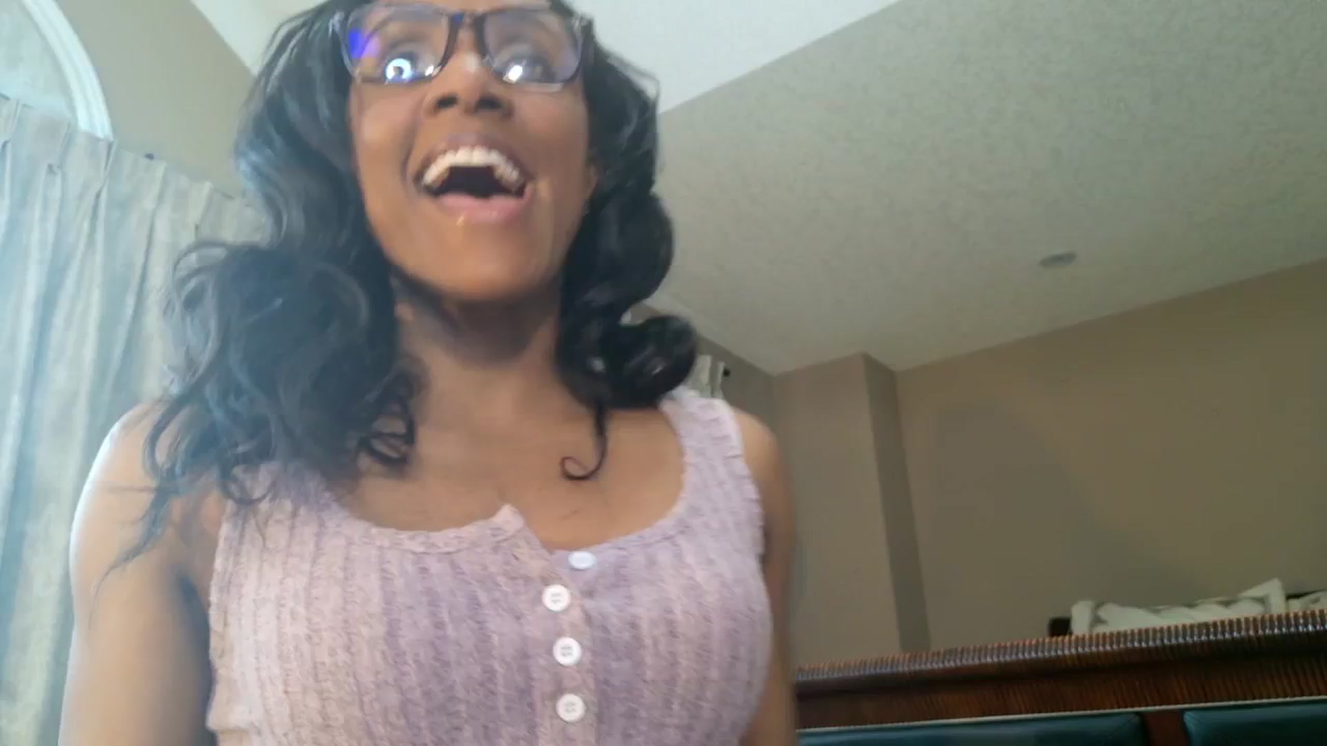 Gallery image thumbnail from Ms_WetNWild's myfreecams stream on, 05/02/2025, 16:14 image 7 of 20