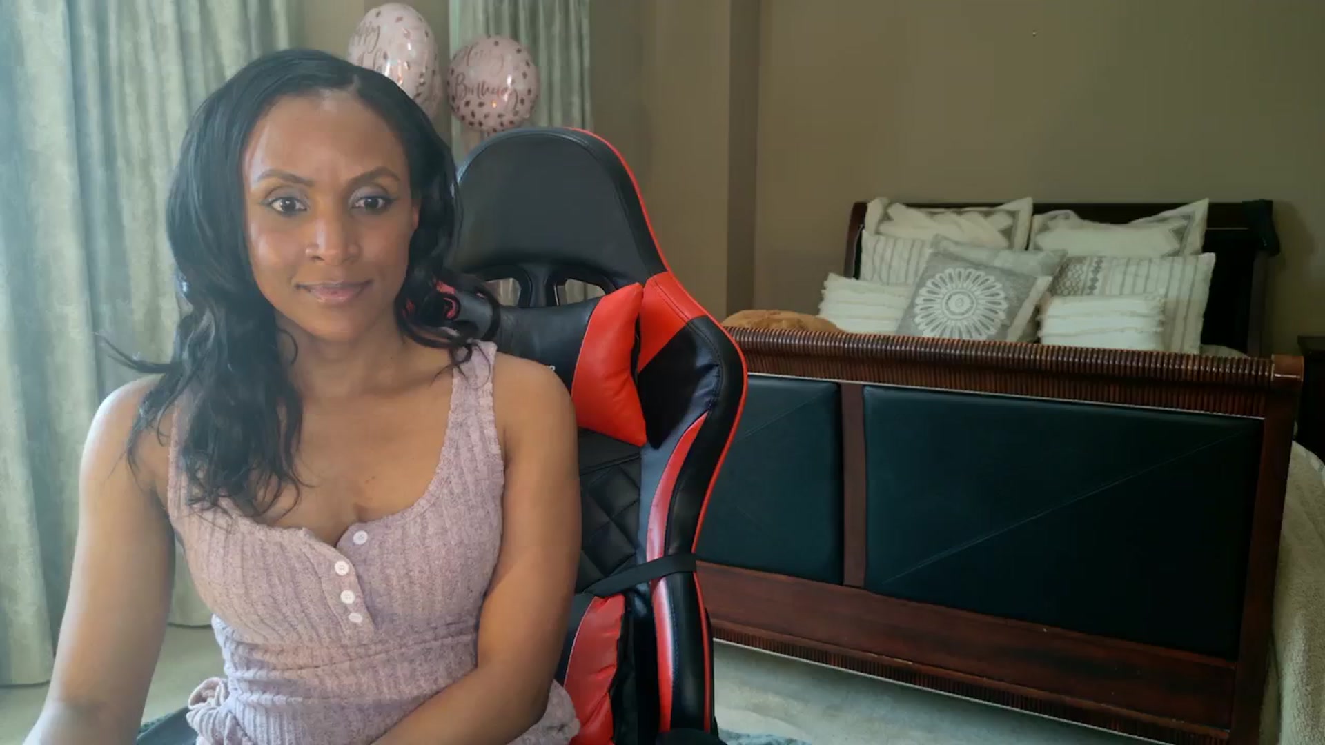 Gallery image thumbnail from Ms_WetNWild's myfreecams stream on, 05/02/2025, 22:33 image 9 of 20