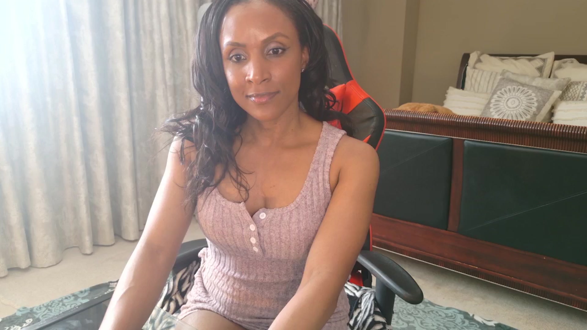 Gallery image thumbnail from Ms_WetNWild's myfreecams stream on, 05/02/2025, 22:33 image 4 of 20