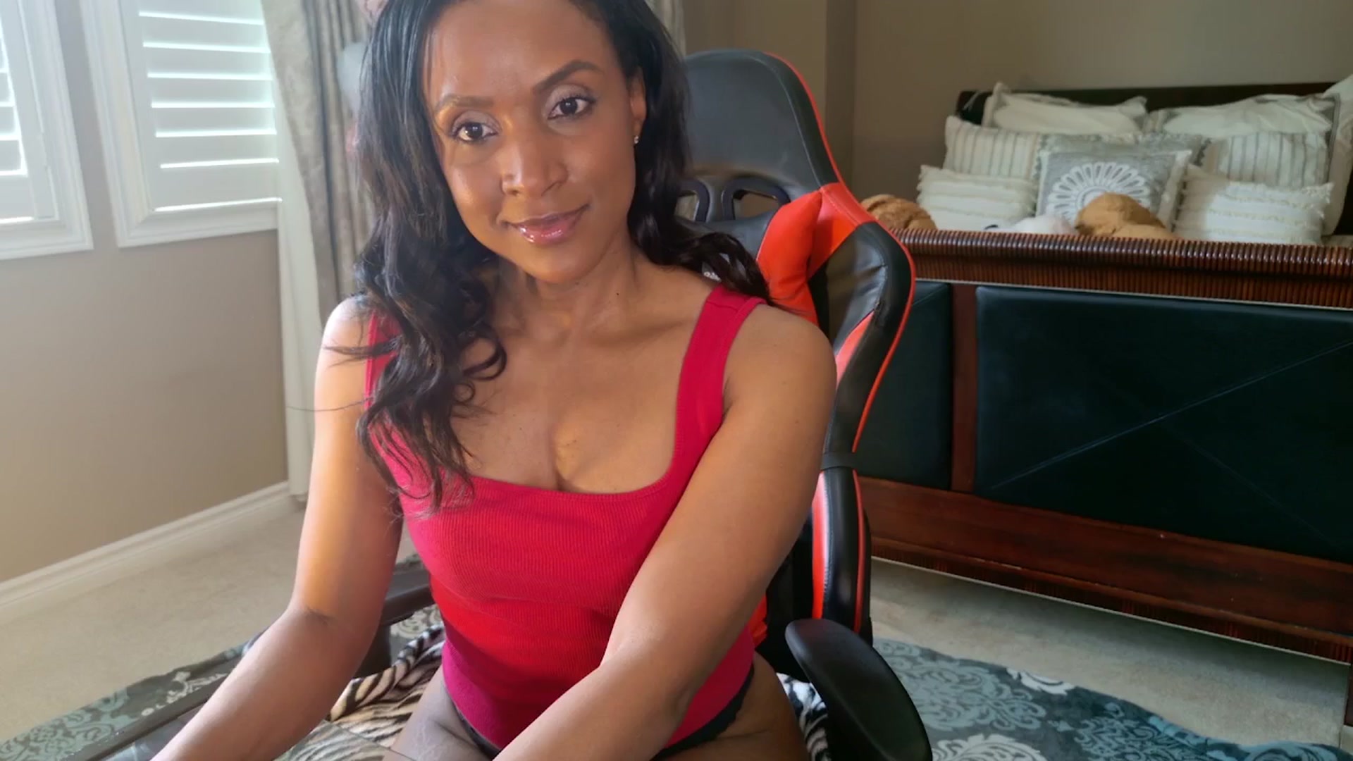 Gallery image thumbnail from Ms_WetNWild's myfreecams stream on, 05/05/2025, 21:55 image 4 of 20