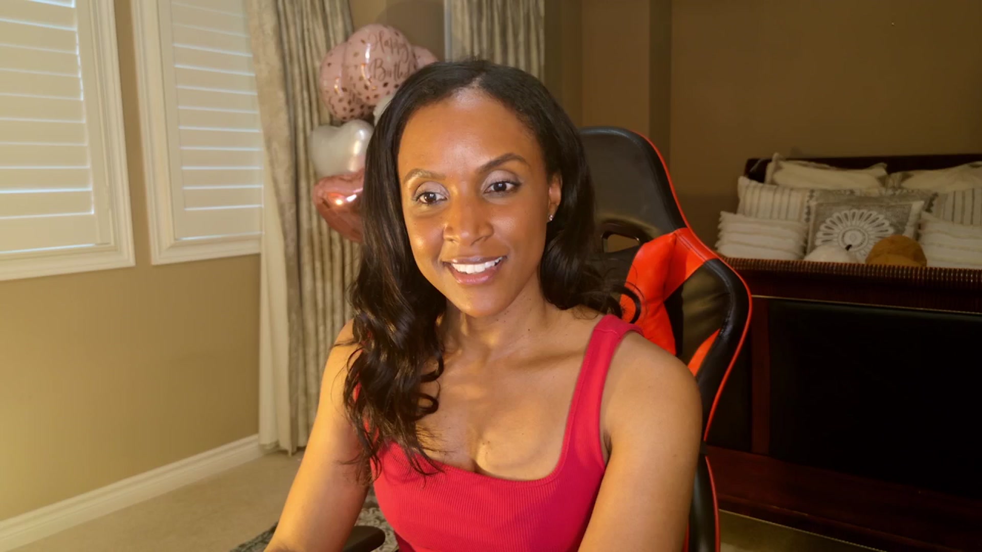 Gallery image thumbnail from Ms_WetNWild's myfreecams stream on, 05/06/2025, 24:06 image 5 of 20