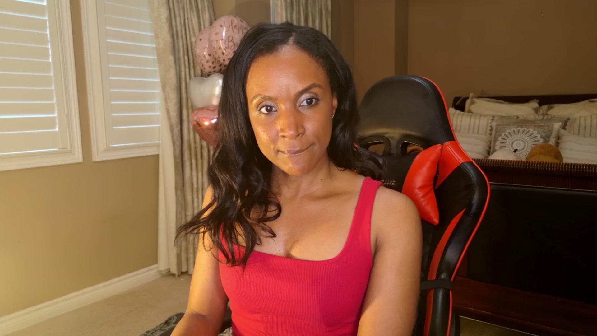 Gallery image thumbnail from Ms_WetNWild's myfreecams stream on, 05/06/2025, 24:06 image 7 of 20