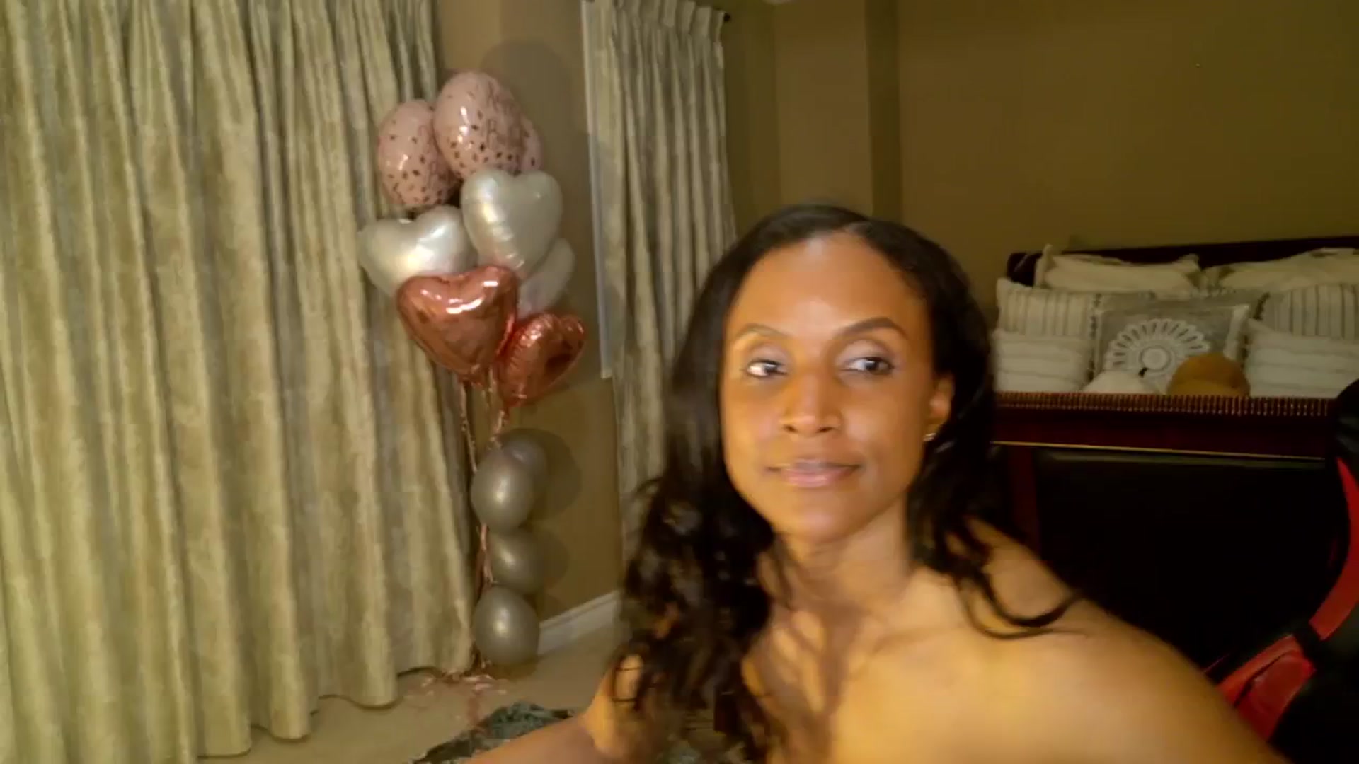 Gallery image thumbnail from Ms_WetNWild's myfreecams stream on, 05/06/2025, 24:41 image 20 of 20