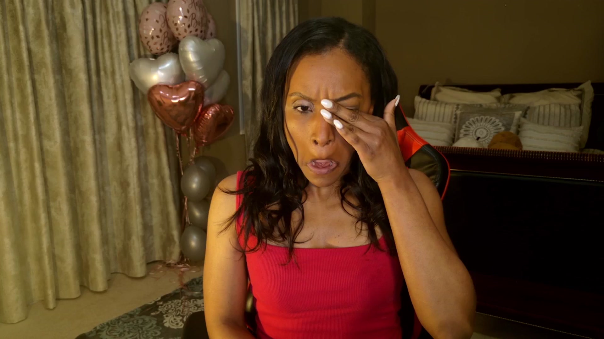 Gallery image thumbnail from Ms_WetNWild's myfreecams stream on, 05/06/2025, 24:41 image 14 of 20