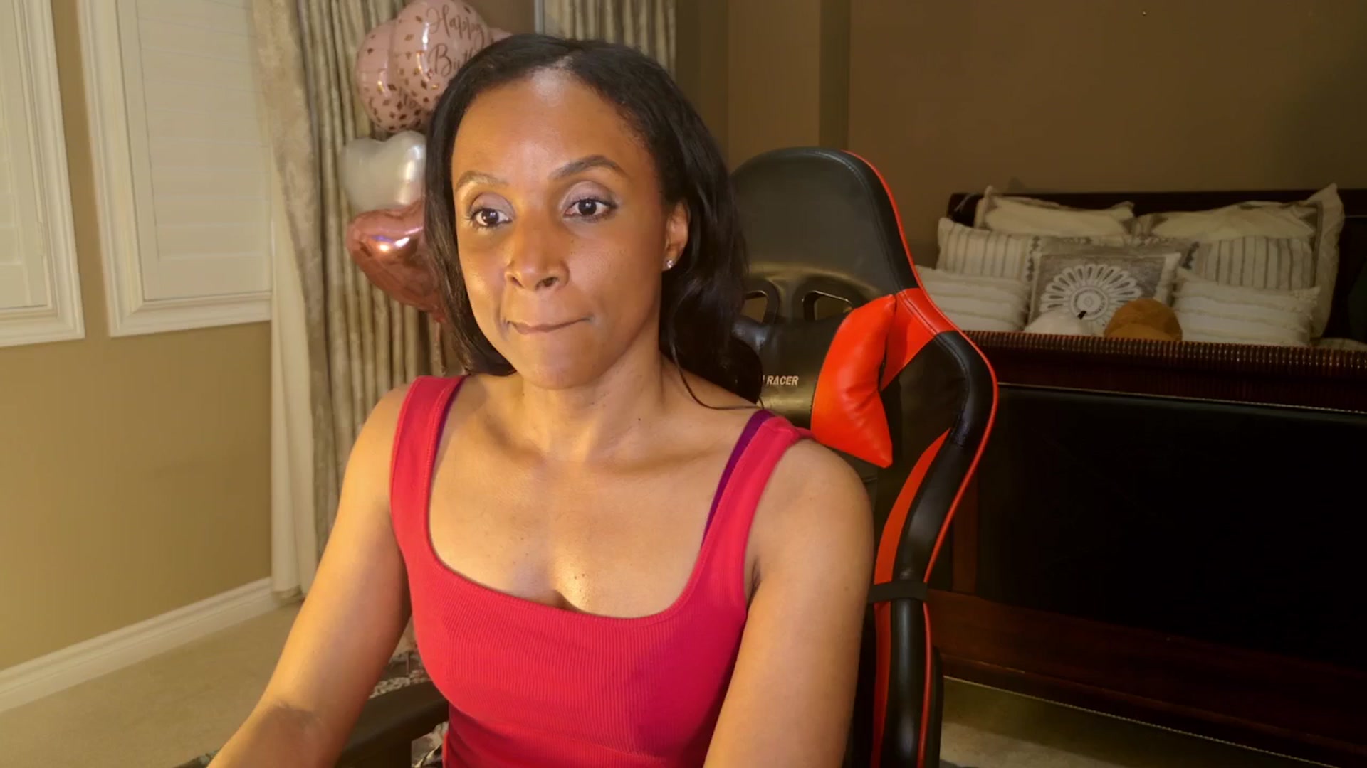 Gallery image thumbnail from Ms_WetNWild's myfreecams stream on, 05/06/2025, 24:41 image 1 of 20