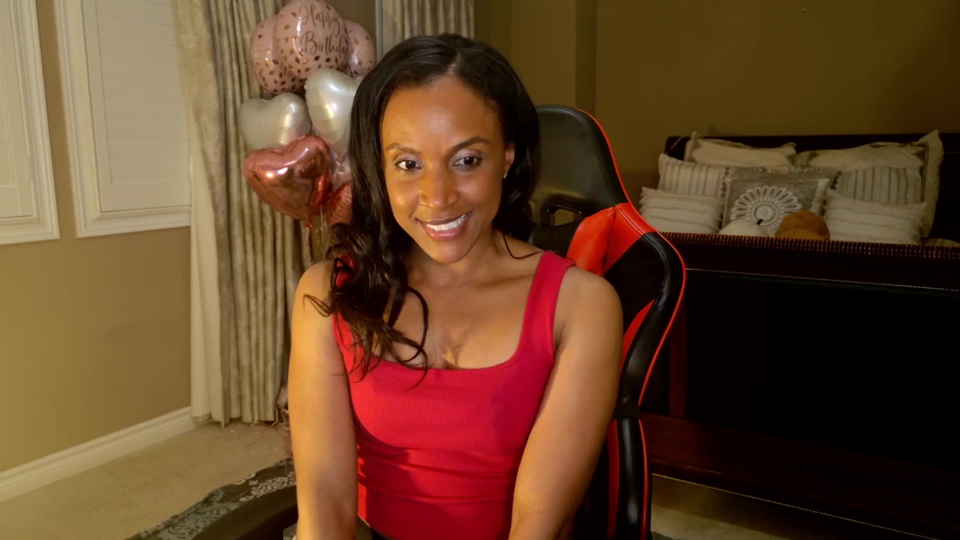 Gallery image thumbnail from Ms_WetNWild's myfreecams stream on, 05/06/2025, 24:41 image 6 of 20