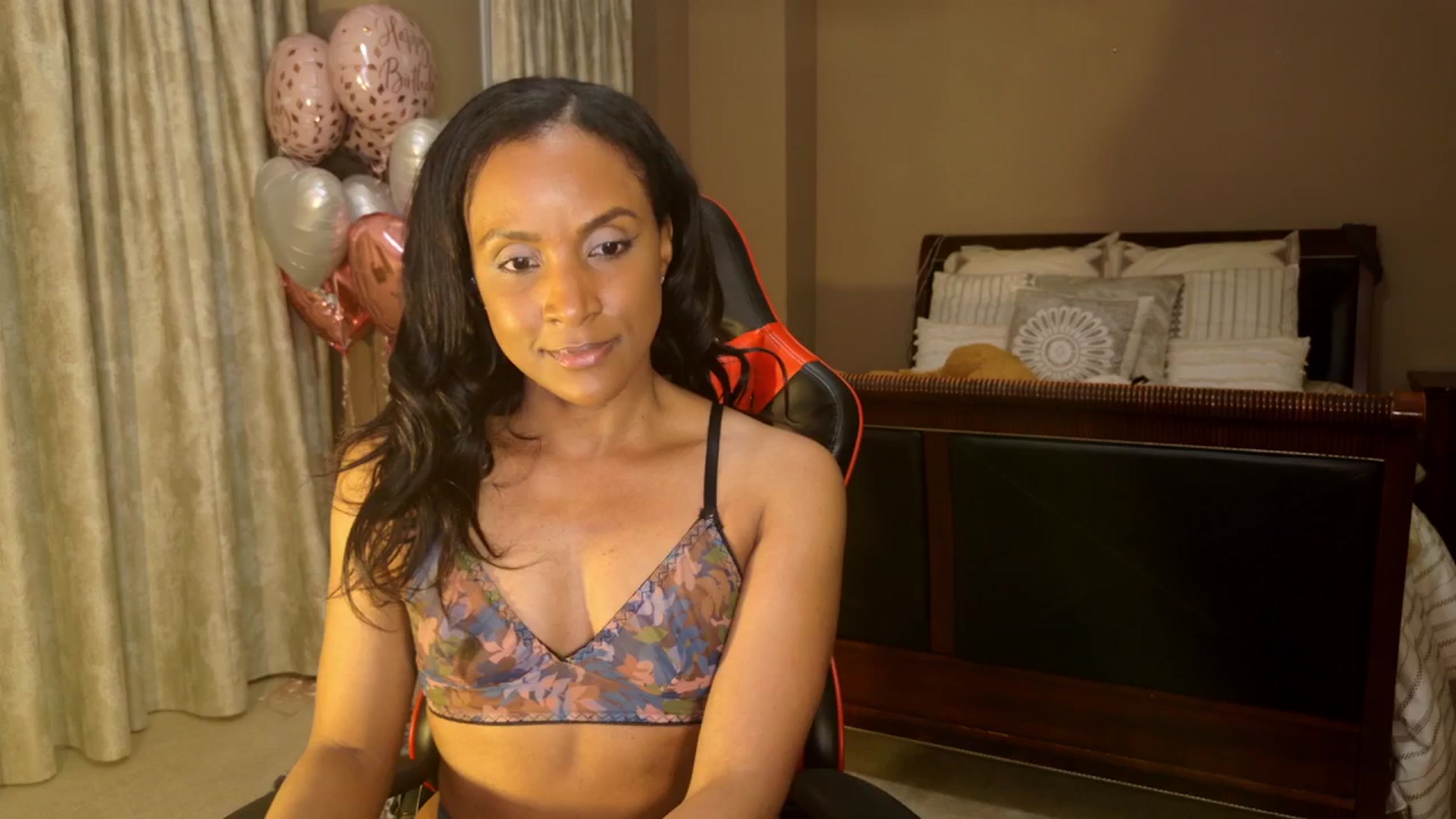 Gallery image thumbnail from Ms_WetNWild's myfreecams stream on, 05/07/2025, 04:19 image 4 of 20