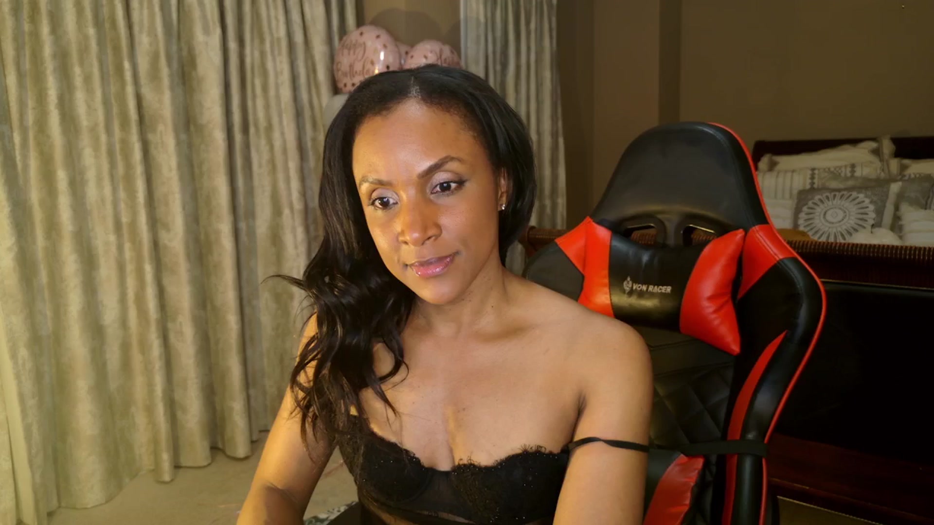 Gallery image thumbnail from Ms_WetNWild's myfreecams stream on, 05/08/2025, 05:01 image 14 of 20