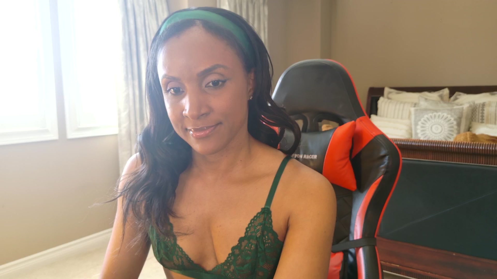 Gallery image thumbnail from Ms_WetNWild's myfreecams stream on, 05/09/2025, 20:14 image 11 of 20