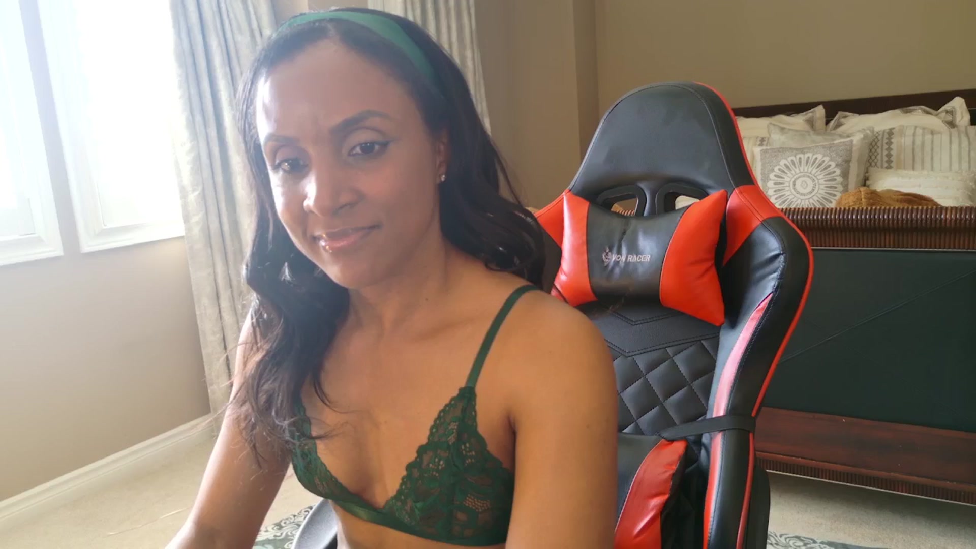 Gallery image thumbnail from Ms_WetNWild's myfreecams stream on, 05/09/2025, 21:56 image 3 of 20