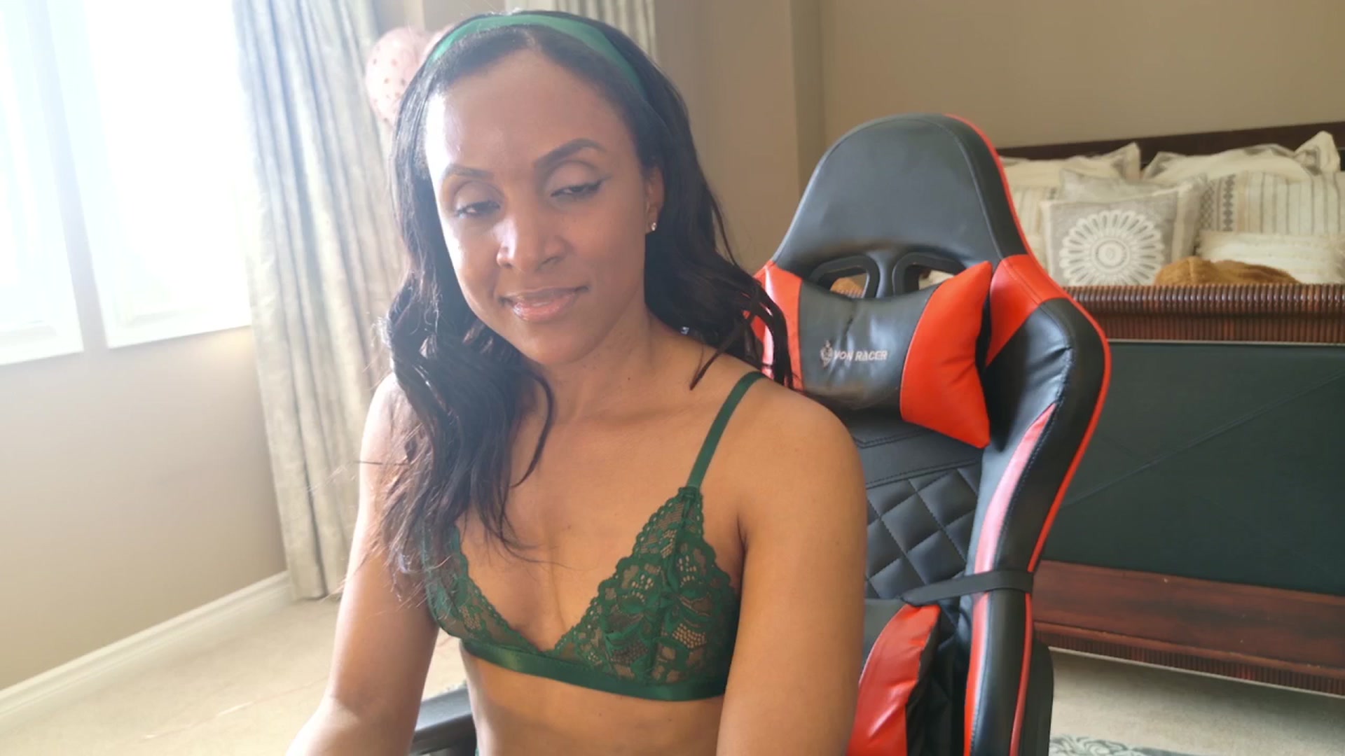 Gallery image thumbnail from Ms_WetNWild's myfreecams stream on, 05/09/2025, 21:56 image 9 of 20