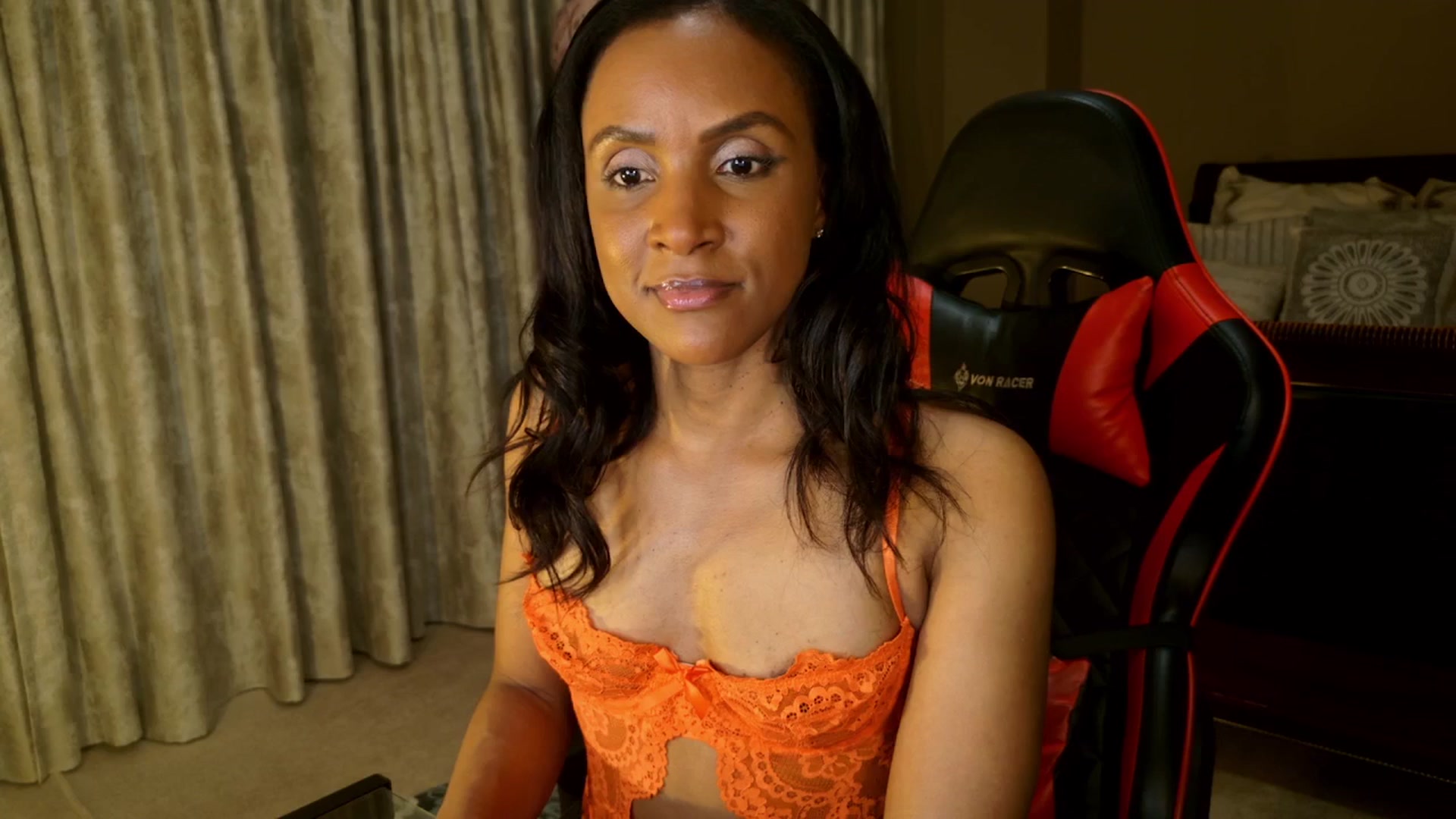 Gallery image thumbnail from Ms_WetNWild's myfreecams stream on, 05/13/2025, 01:32 image 19 of 20