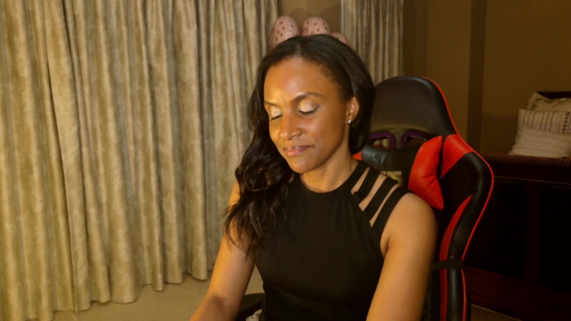 Gallery image thumbnail from Ms_WetNWild's myfreecams stream on, 05/18/2025, 05:54 image 15 of 20