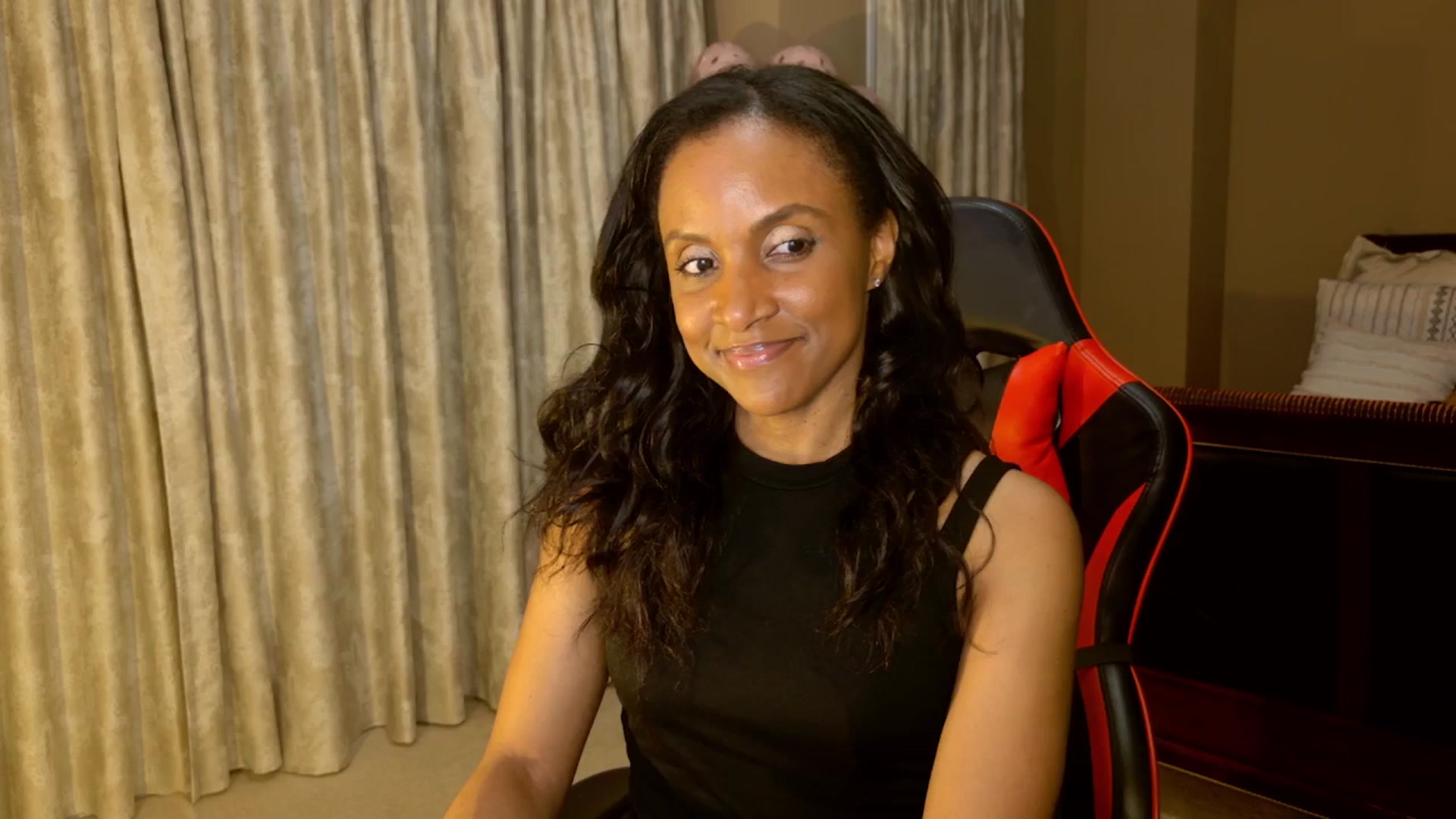 Gallery image thumbnail from Ms_WetNWild's myfreecams stream on, 05/18/2025, 05:54 image 12 of 20