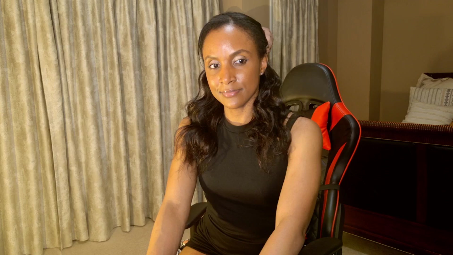 Gallery image thumbnail from Ms_WetNWild's myfreecams stream on, 05/18/2025, 05:54 image 2 of 20
