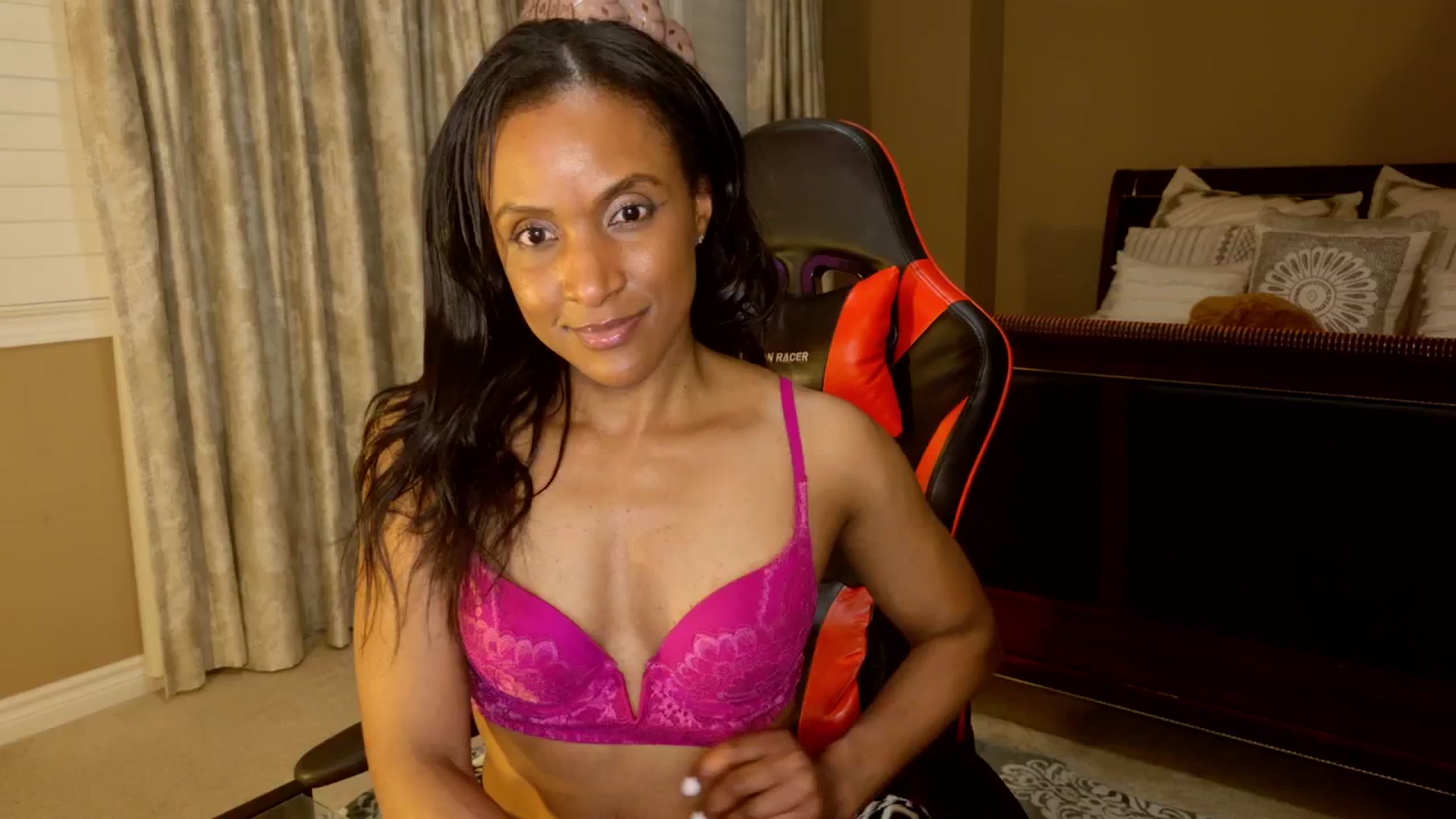 Gallery image thumbnail from Ms_WetNWild's myfreecams stream on, 05/20/2025, 02:09 image 9 of 20