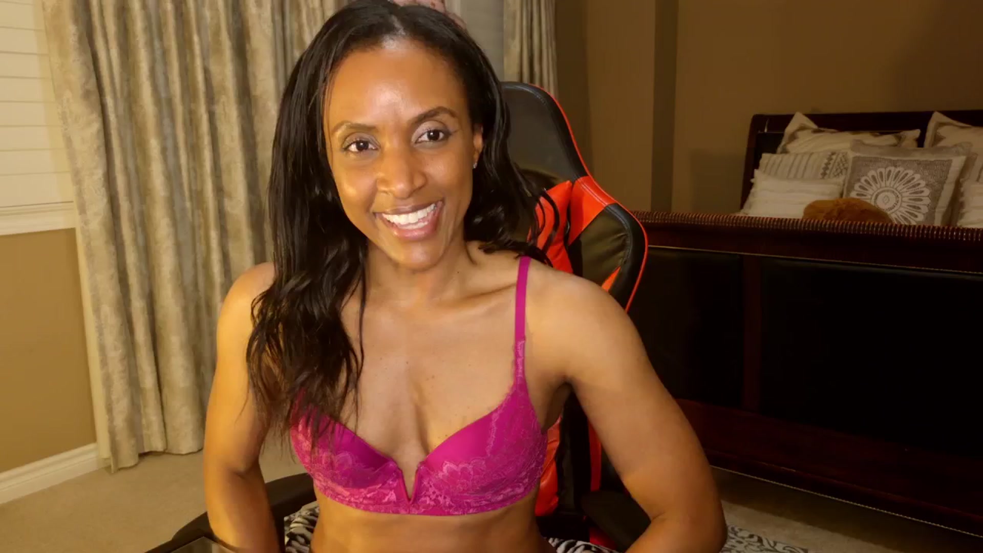 Gallery image thumbnail from Ms_WetNWild's myfreecams stream on, 05/20/2025, 02:09 image 17 of 20