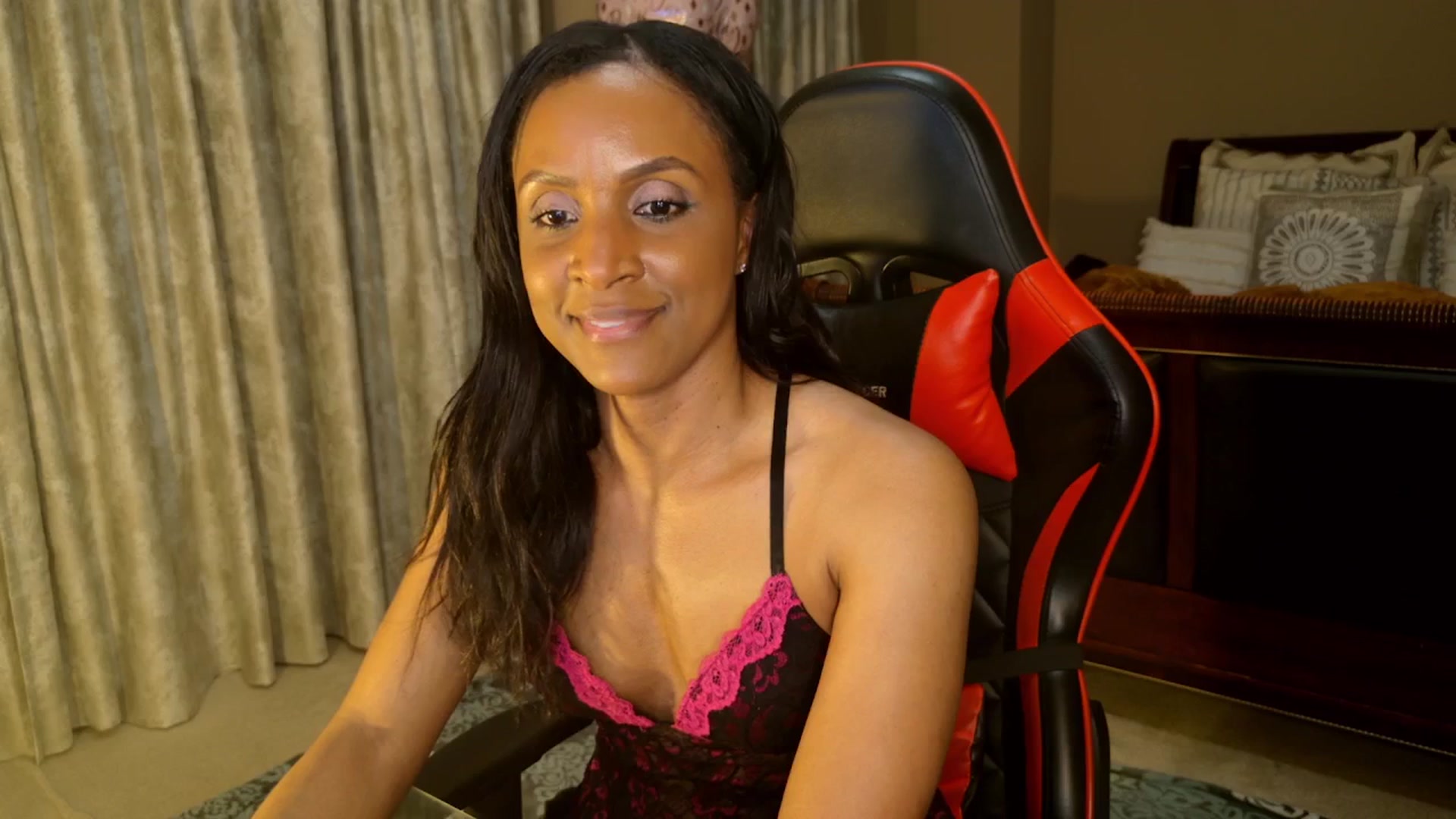 Gallery image thumbnail from Ms_WetNWild's myfreecams stream on, 05/28/2025, 03:24 image 17 of 20
