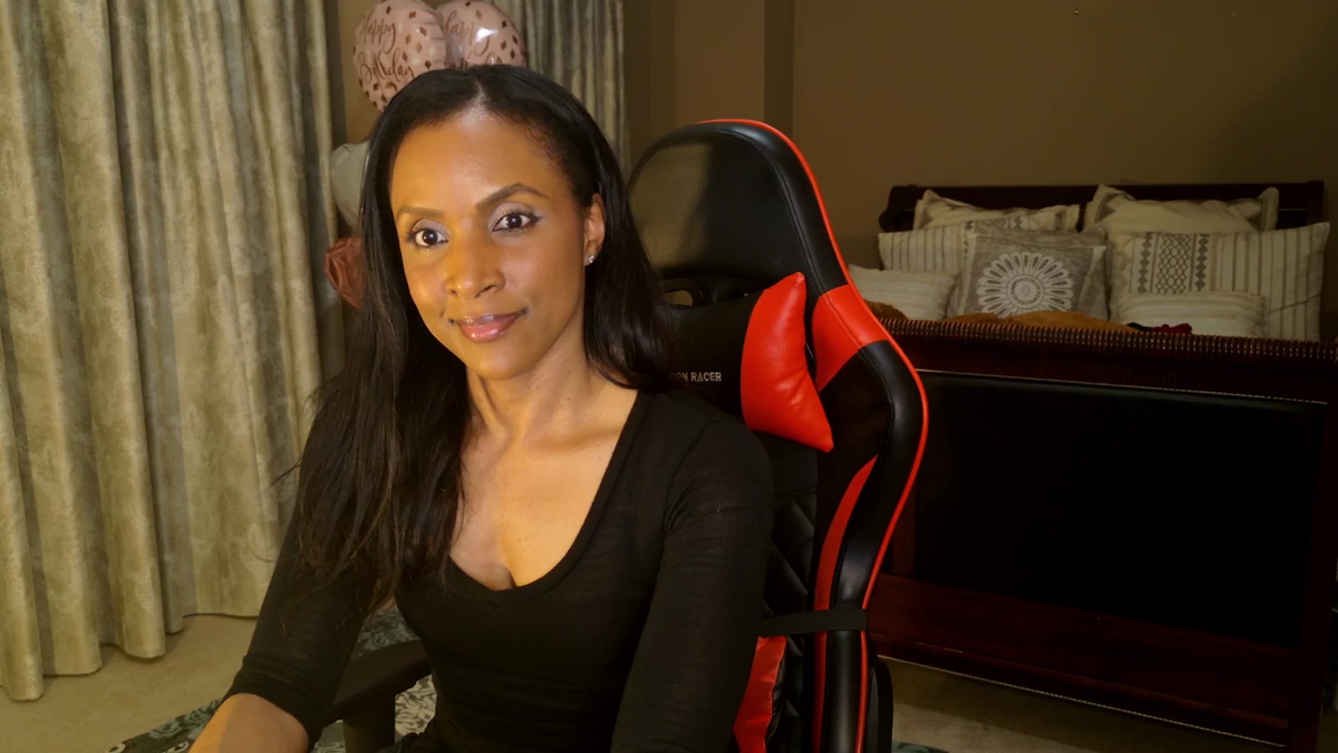 Gallery image thumbnail from Ms_WetNWild's myfreecams stream on, 05/29/2025, 24:46 image 18 of 20