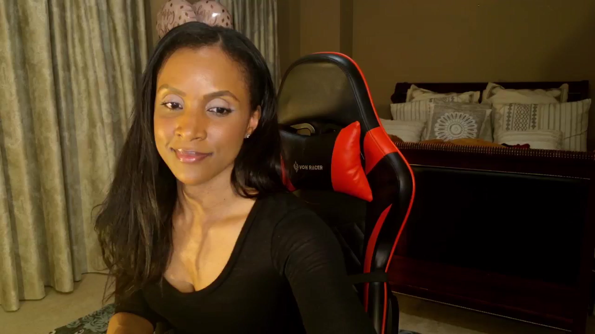 Gallery image thumbnail from Ms_WetNWild's myfreecams stream on, 05/29/2025, 24:46 image 19 of 20
