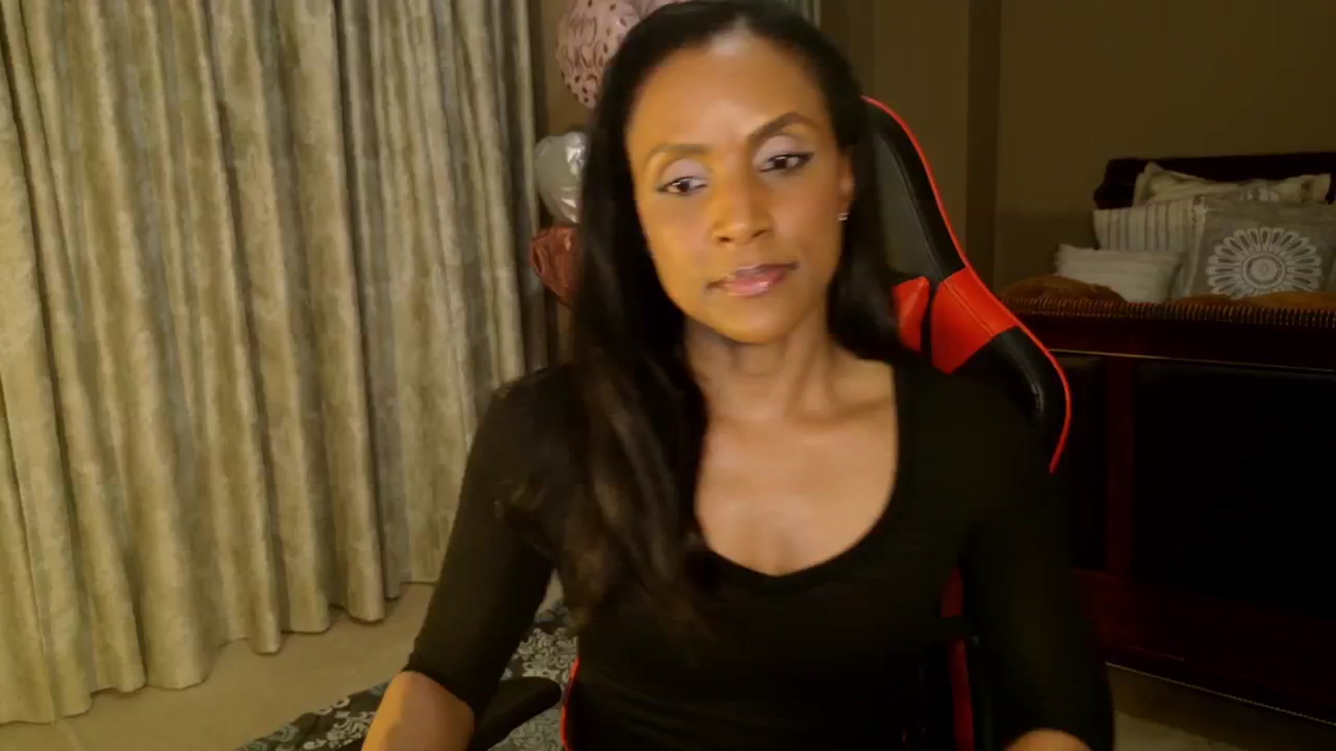Gallery image thumbnail from Ms_WetNWild's myfreecams stream on, 05/29/2025, 24:46 image 6 of 20