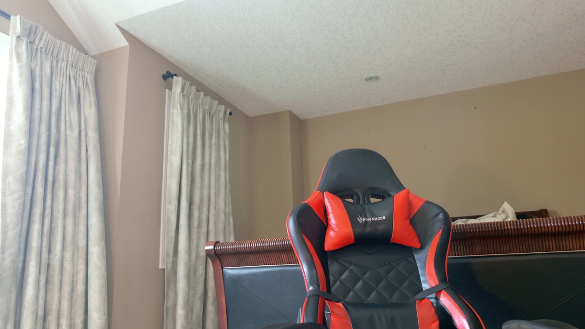 Gallery image thumbnail from Ms_WetNWild's myfreecams stream on, 05/30/2025, 20:15 image 11 of 20