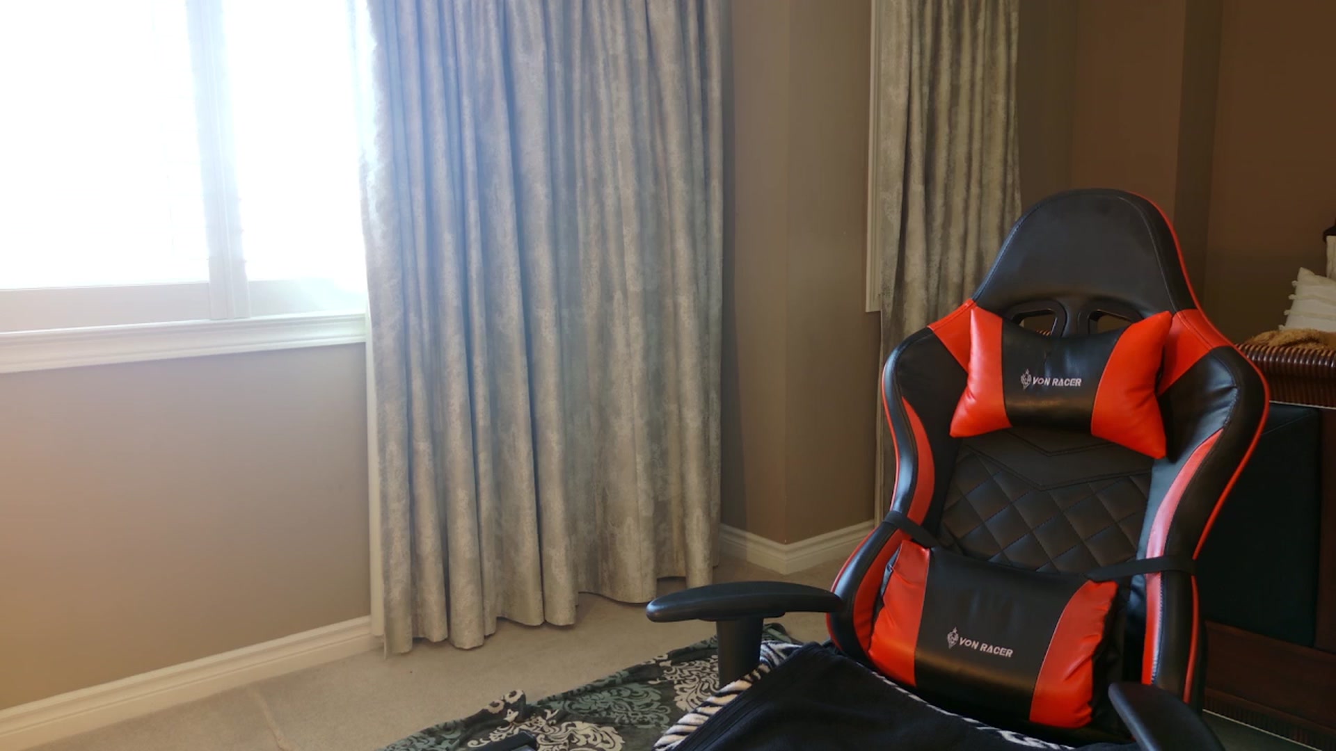 Gallery image thumbnail from Ms_WetNWild's myfreecams stream on, 06/01/2025, 17:47 image 7 of 20