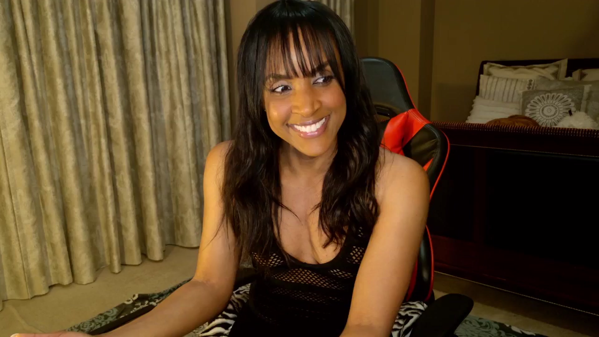 Gallery image thumbnail from Ms_WetNWild's myfreecams stream on, 06/04/2025, 24:00 image 20 of 20