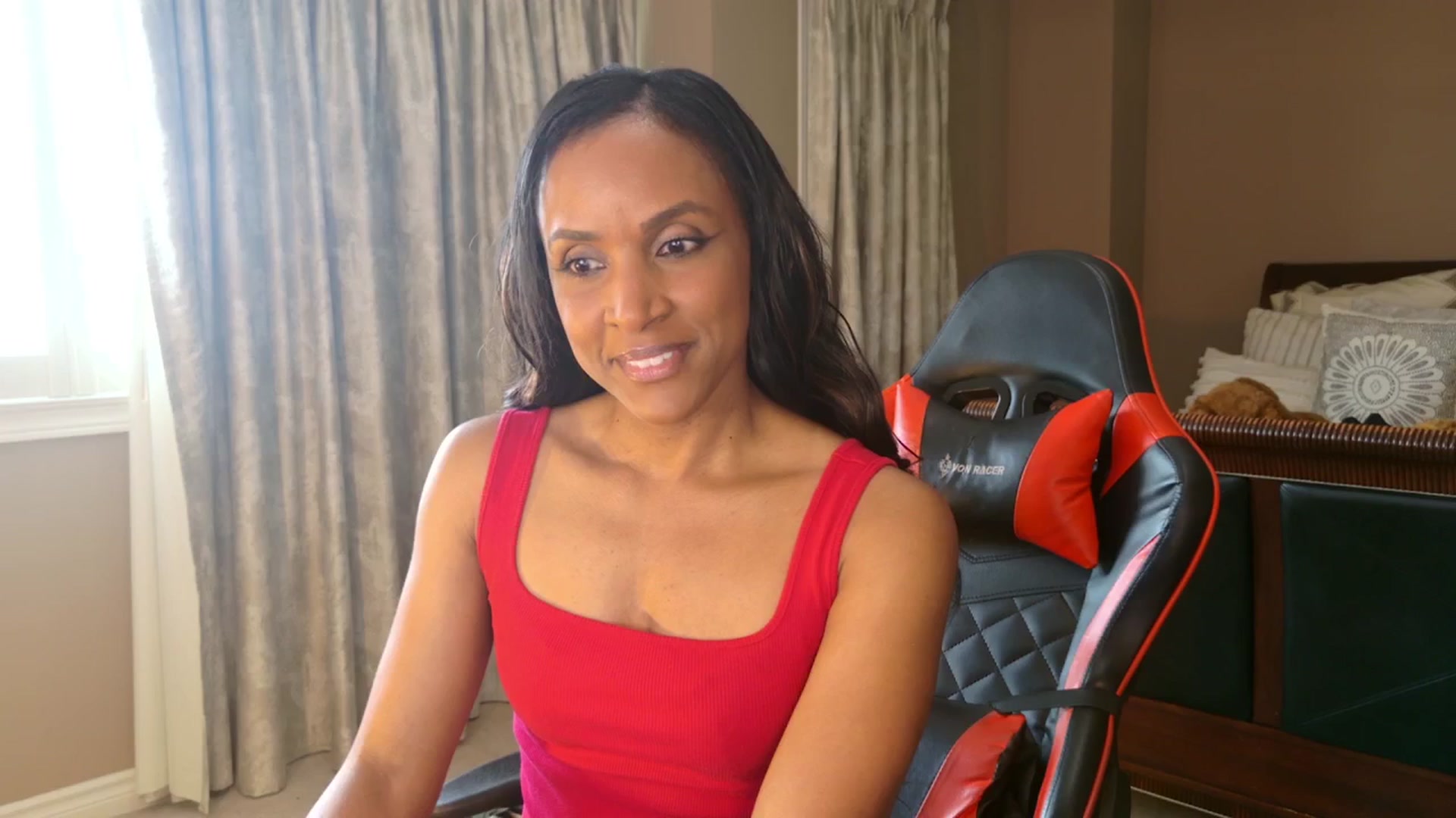 Gallery image thumbnail from Ms_WetNWild's myfreecams stream on, 06/06/2025, 19:24 image 3 of 20