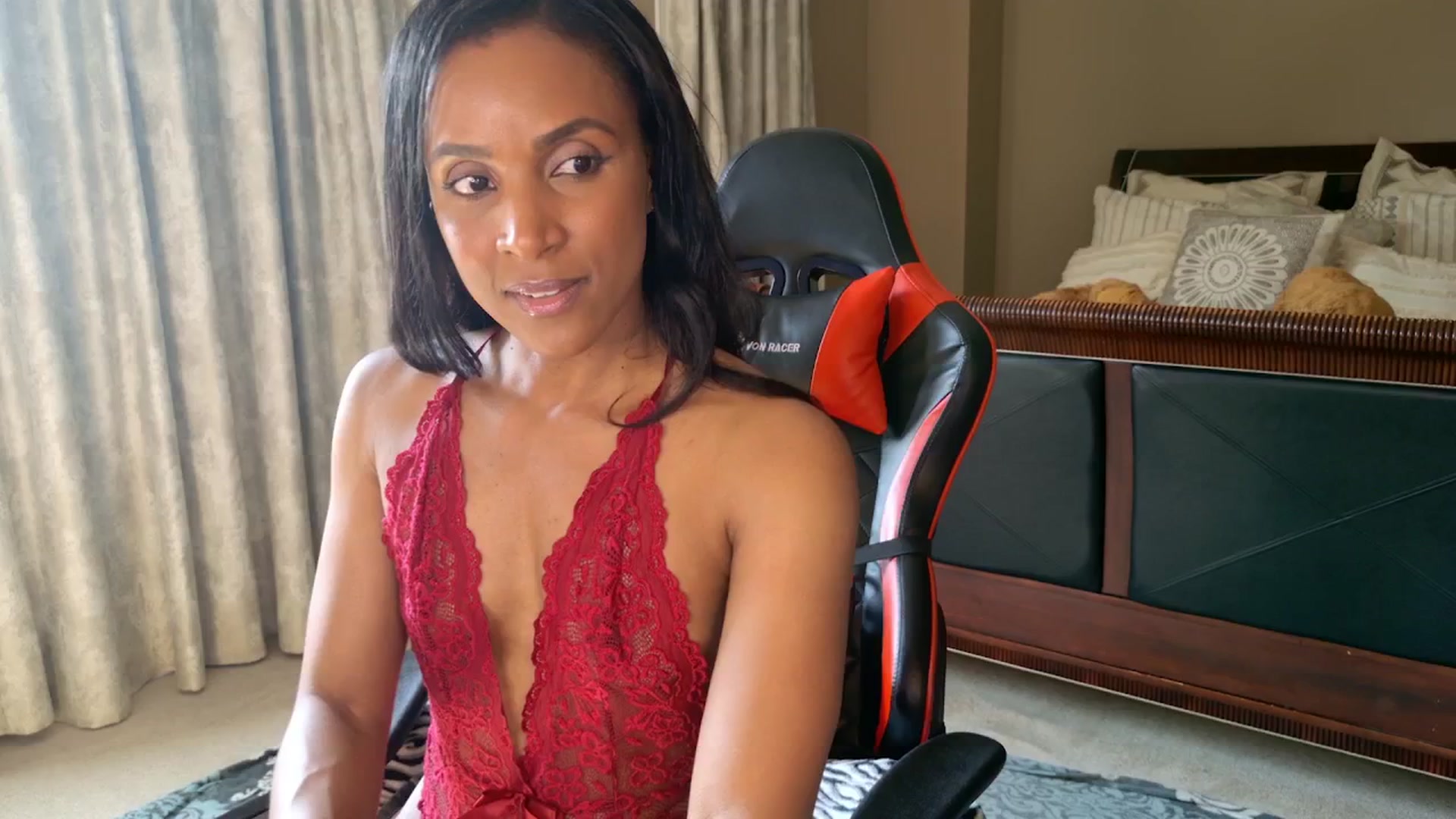 Gallery image thumbnail from Ms_WetNWild's myfreecams stream on, 06/08/2025, 21:26 image 16 of 20