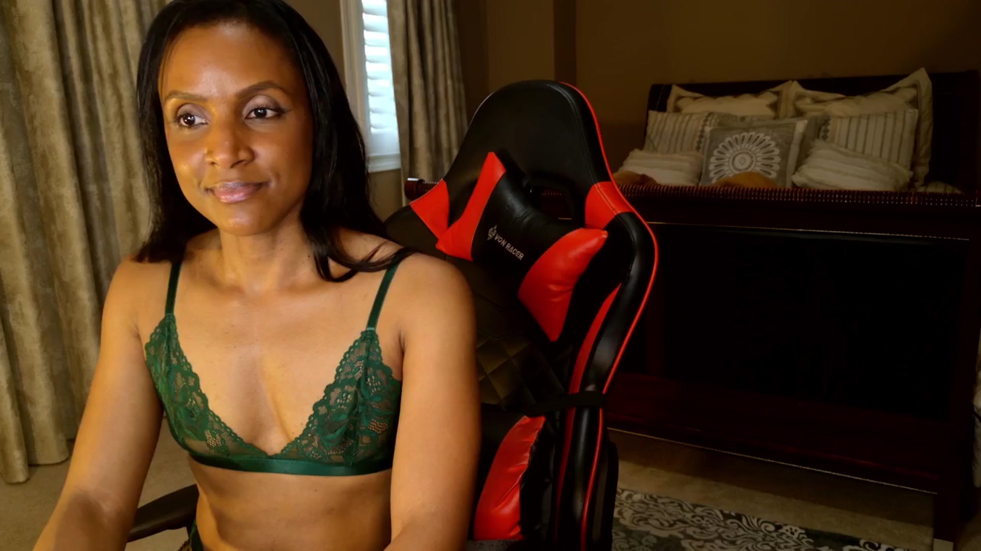 Gallery image thumbnail from Ms_WetNWild's myfreecams stream on, 06/10/2025, 01:55 image 2 of 20