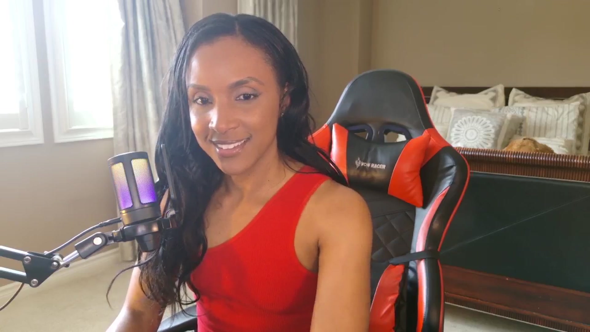 Gallery image thumbnail from Ms_WetNWild's myfreecams stream on, 06/13/2025, 18:41 image 8 of 20