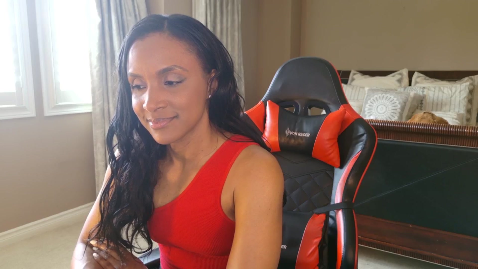 Gallery image thumbnail from Ms_WetNWild's myfreecams stream on, 06/13/2025, 18:41 image 7 of 20