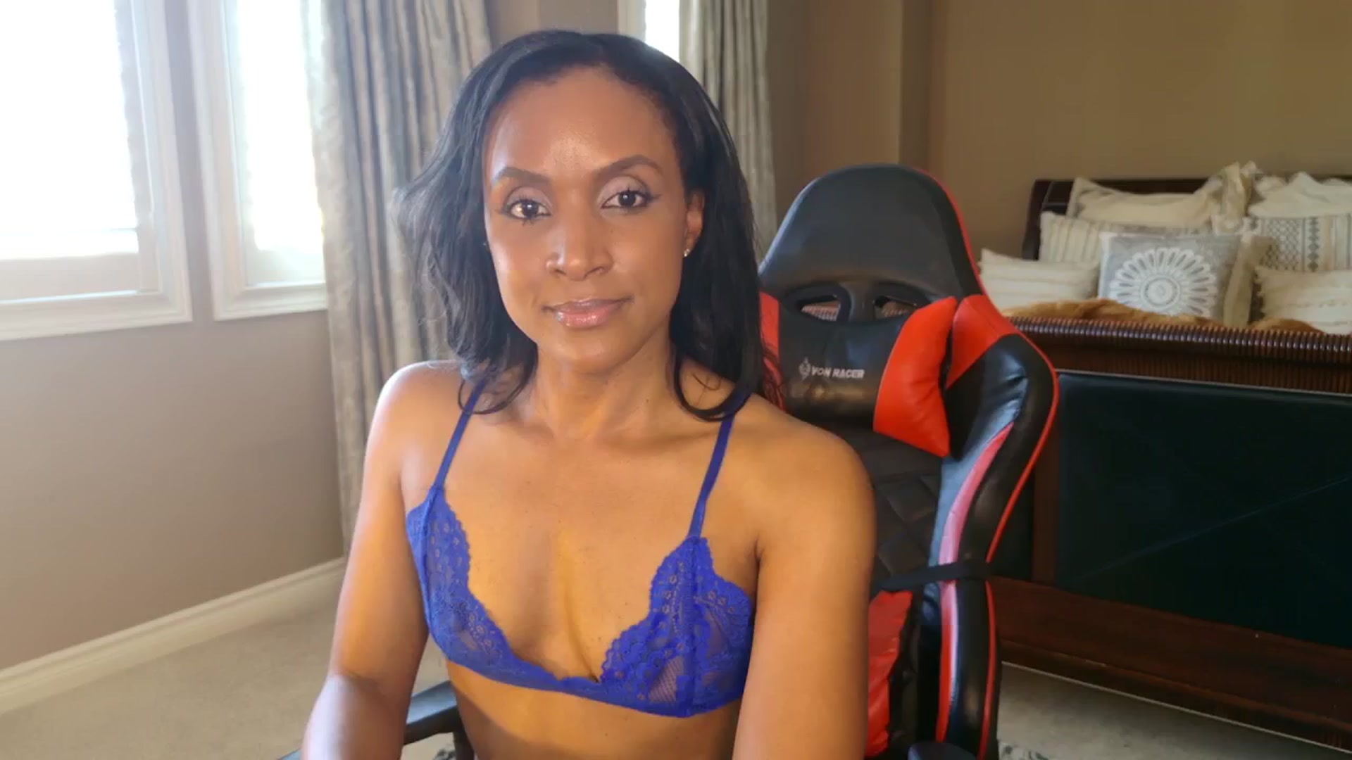 Gallery image thumbnail from Ms_WetNWild's myfreecams stream on, 06/15/2025, 15:19 image 8 of 20