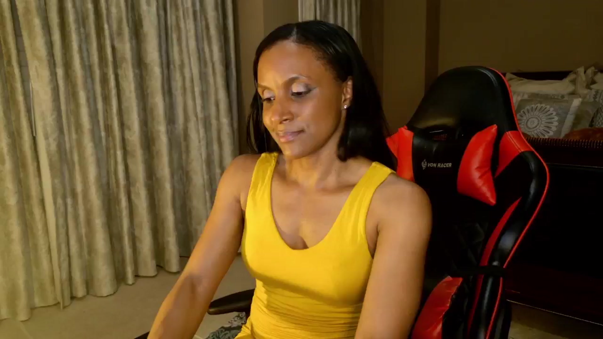 Gallery image thumbnail from Ms_WetNWild's myfreecams stream on, 06/16/2025, 04:48 image 4 of 20