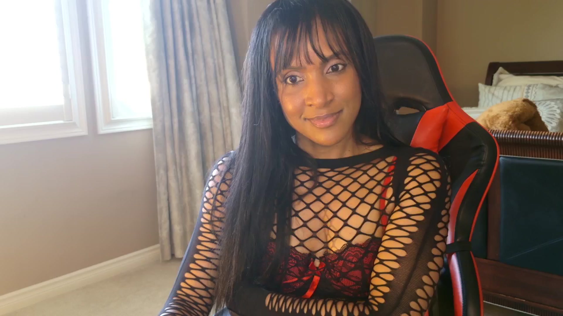 Gallery image thumbnail from Ms_WetNWild's myfreecams stream on, 06/20/2025, 18:12 image 8 of 20
