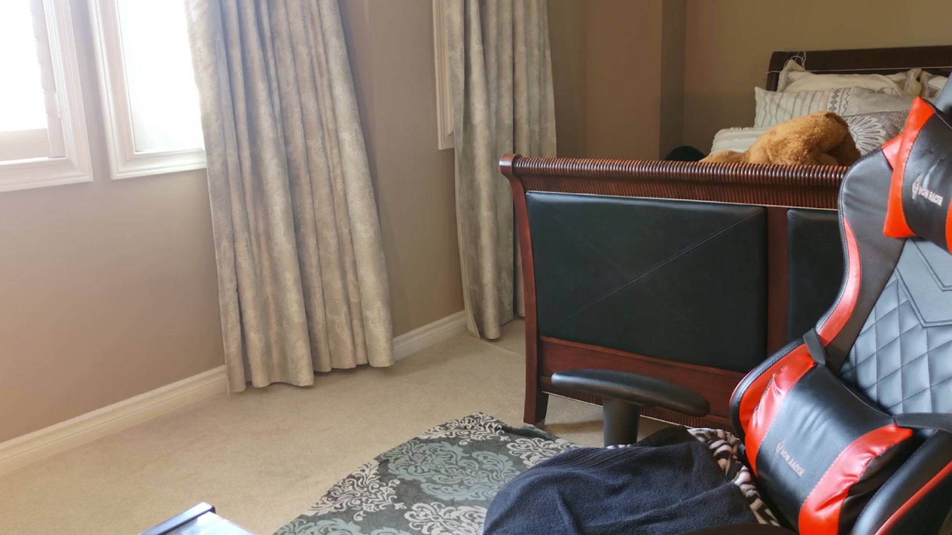 Gallery image thumbnail from Ms_WetNWild's myfreecams stream on, 06/20/2025, 18:12 image 5 of 20