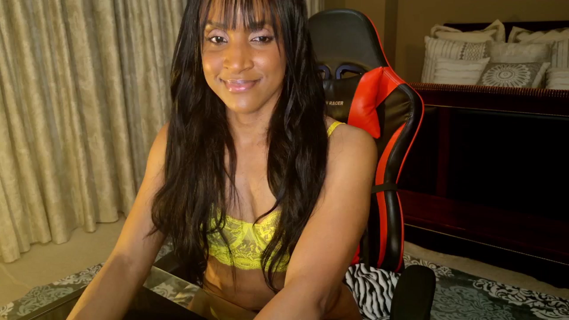 Gallery image thumbnail from Ms_WetNWild's myfreecams stream on, 06/23/2025, 02:39 image 3 of 20