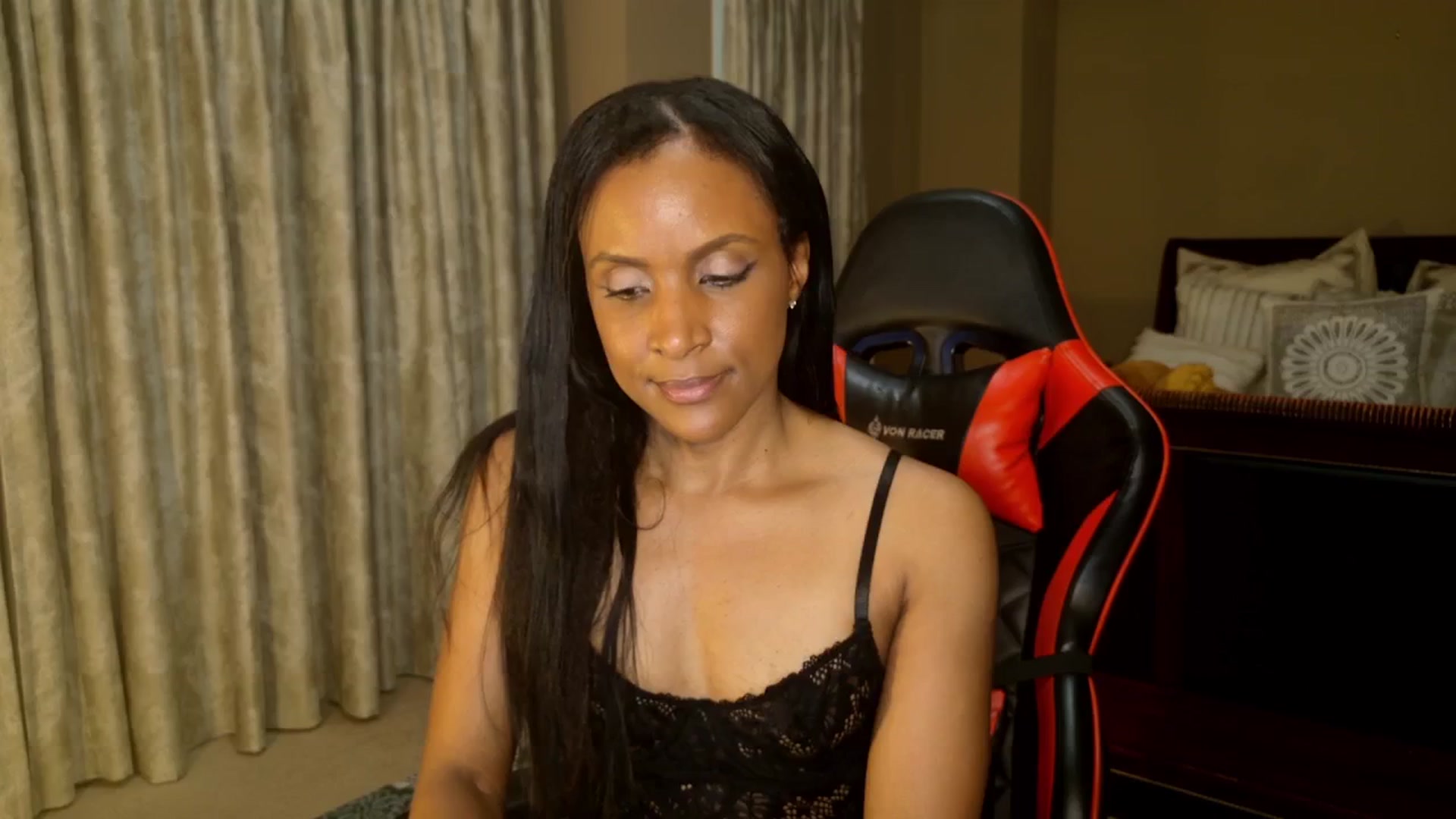 Gallery image thumbnail from Ms_WetNWild's myfreecams stream on, 06/30/2025, 12:19 image 17 of 20
