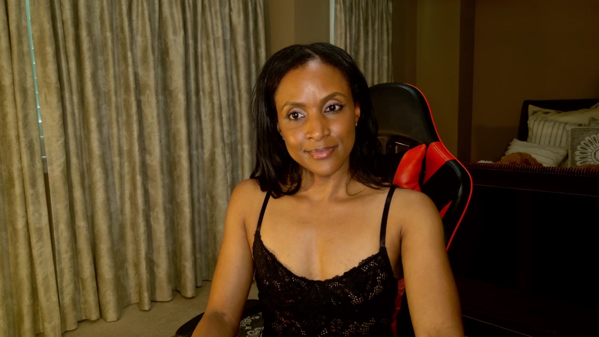 Gallery image thumbnail from Ms_WetNWild's myfreecams stream on, 06/30/2025, 13:25 image 12 of 20