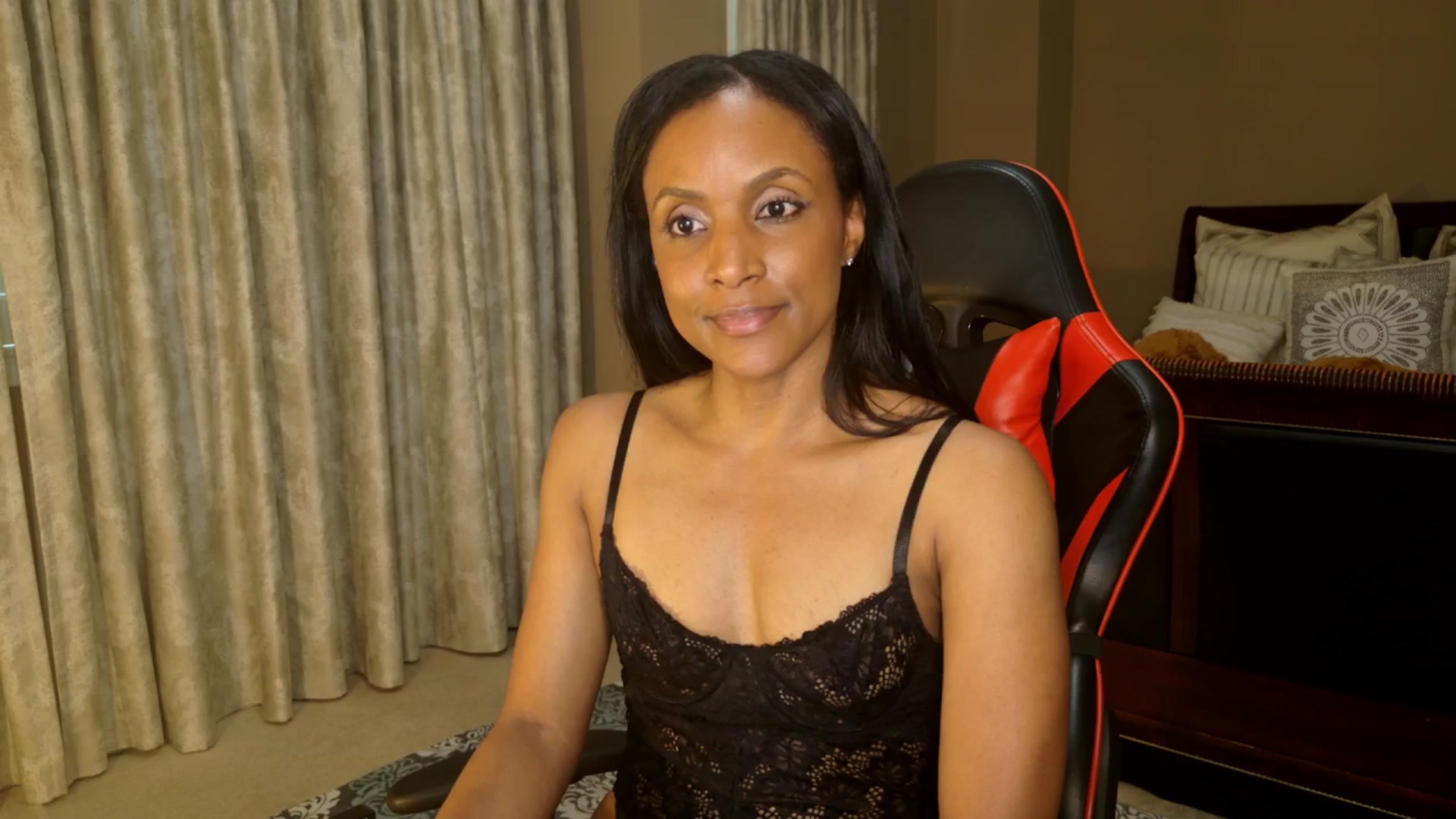 Gallery image thumbnail from Ms_WetNWild's myfreecams stream on, 06/30/2025, 14:01 image 8 of 20