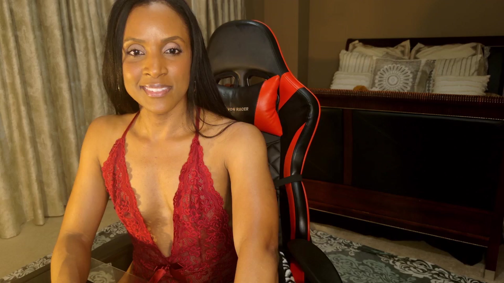 Gallery image thumbnail from Ms_WetNWild's myfreecams stream on, 07/07/2025, 04:06 image 9 of 20