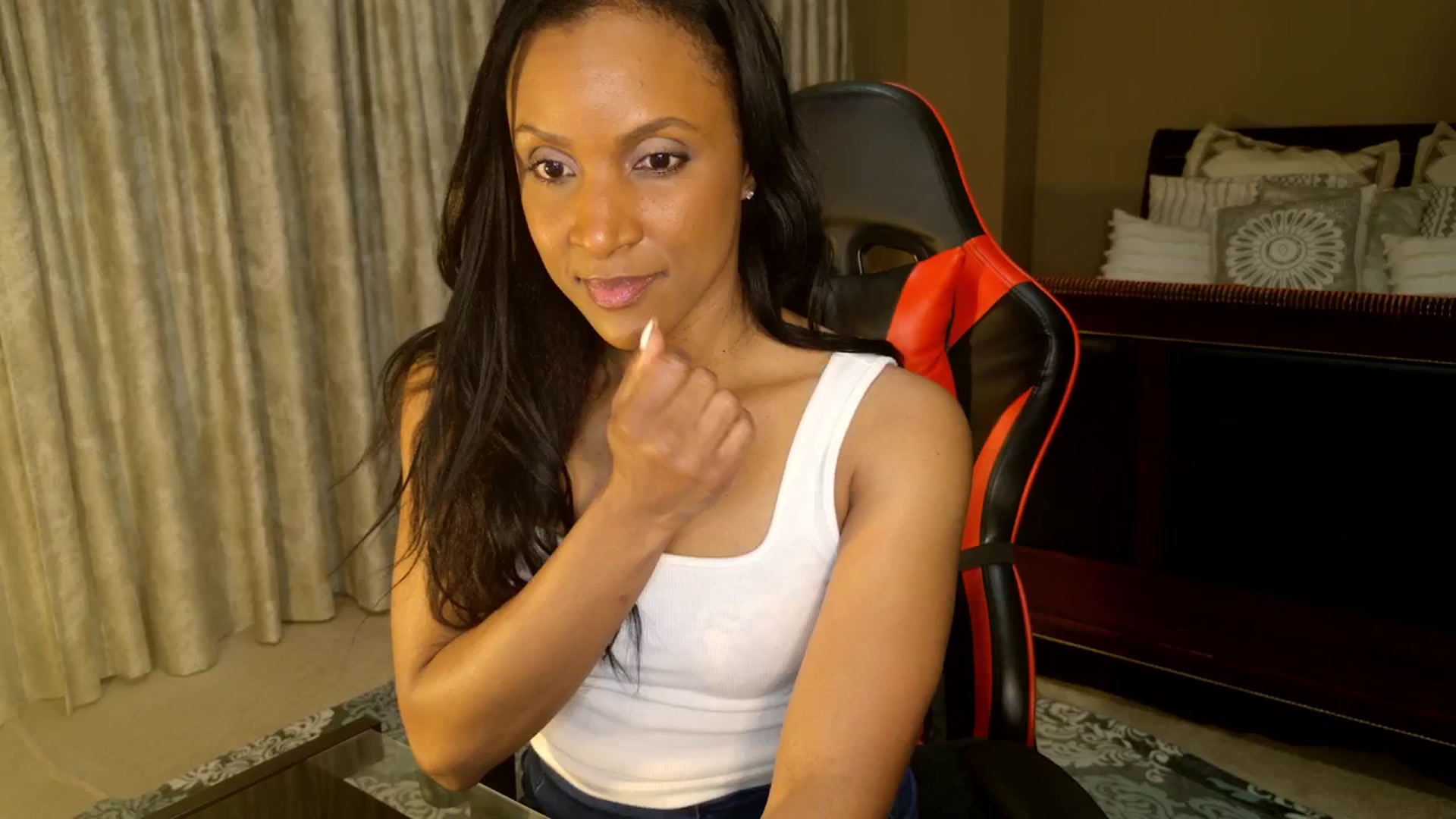 Gallery image thumbnail from Ms_WetNWild's myfreecams stream on, 07/07/2025, 15:38 image 10 of 20