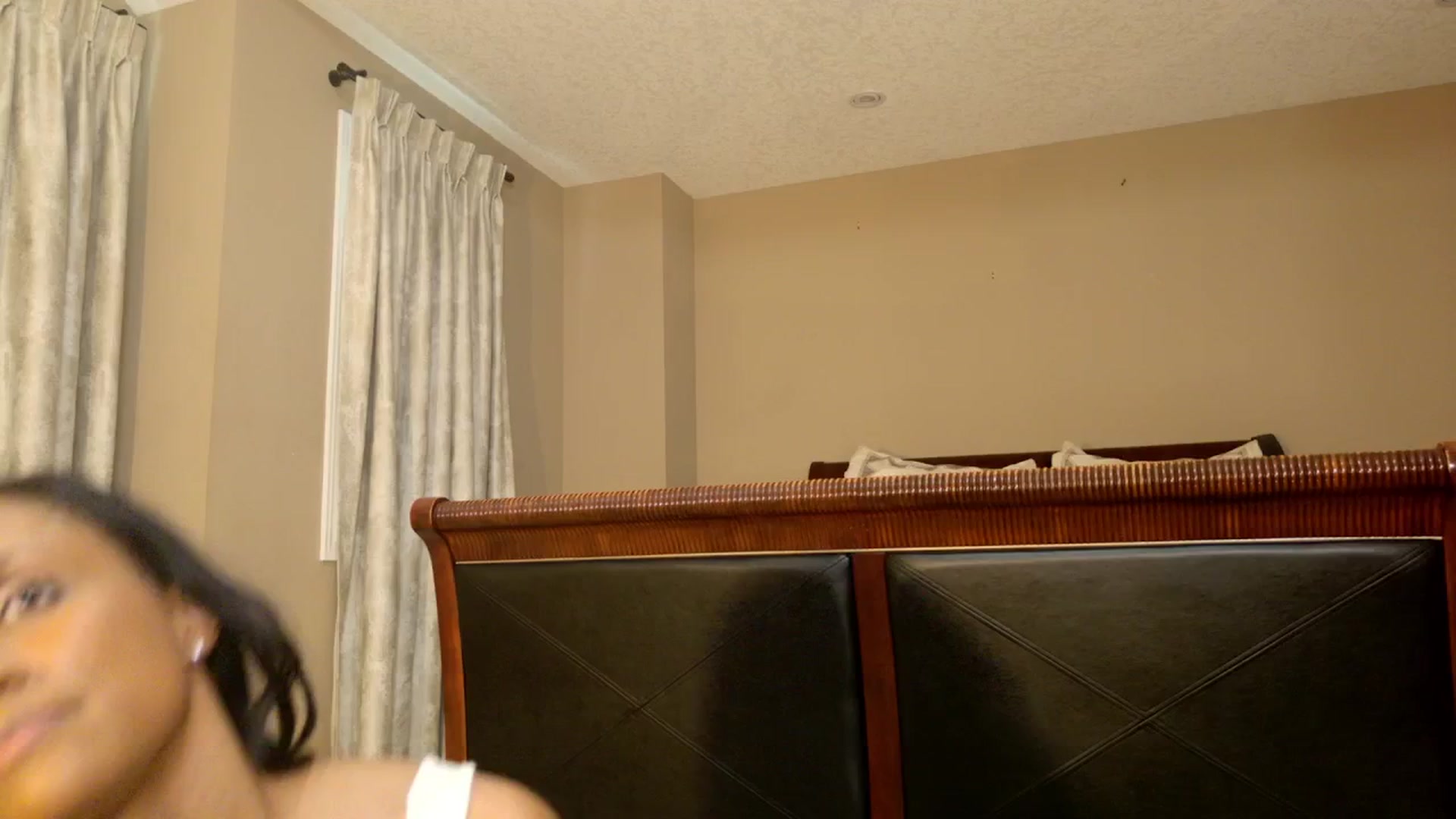 Gallery image thumbnail from Ms_WetNWild's myfreecams stream on, 07/07/2025, 16:06 image 4 of 20