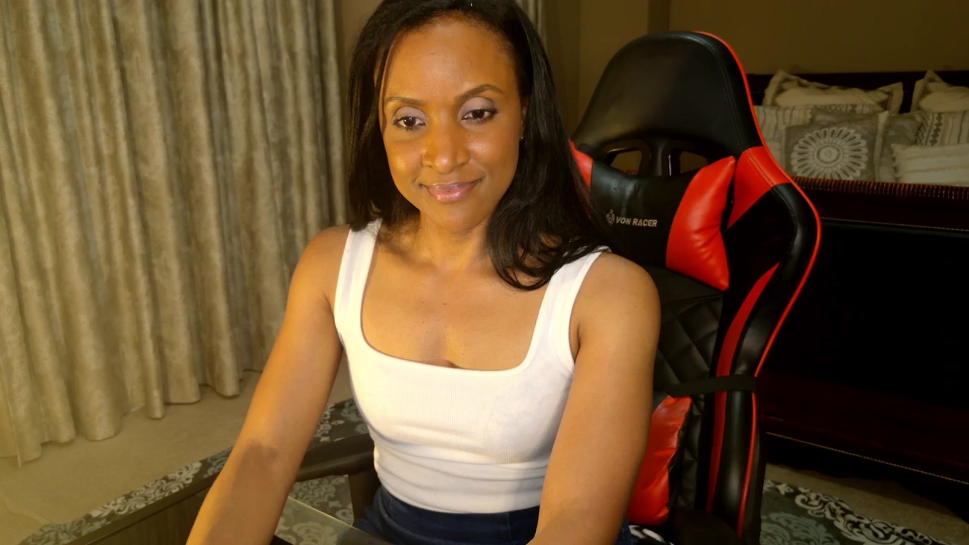 Gallery image thumbnail from Ms_WetNWild's myfreecams stream on, 07/07/2025, 18:50 image 12 of 20