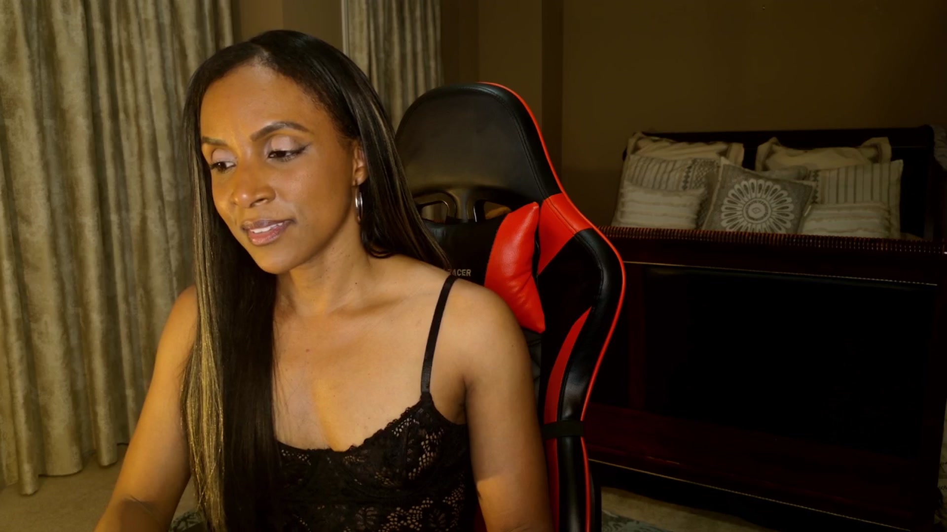 Gallery image thumbnail from Ms_WetNWild's myfreecams stream on, 07/23/2025, 03:17 image 8 of 20