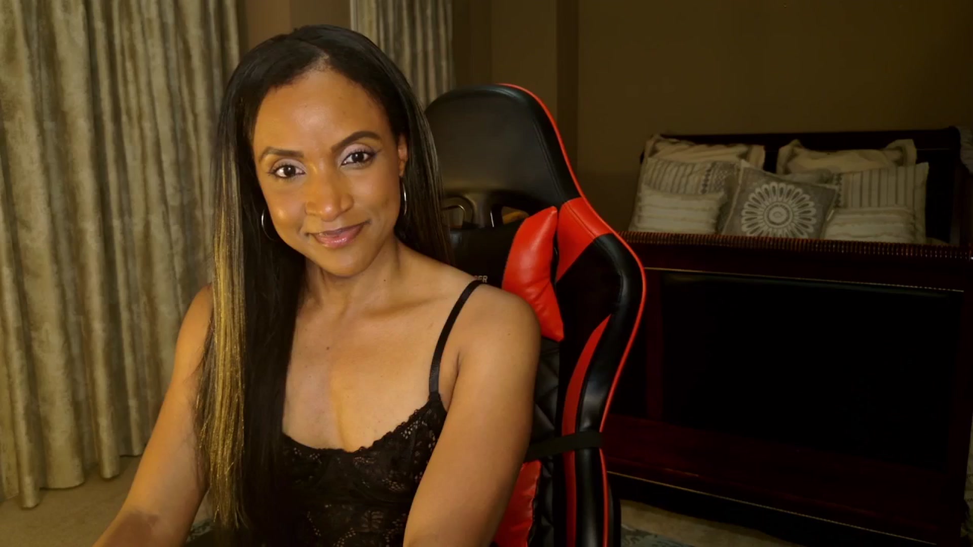 Gallery image thumbnail from Ms_WetNWild's myfreecams stream on, 07/23/2025, 03:17 image 3 of 20