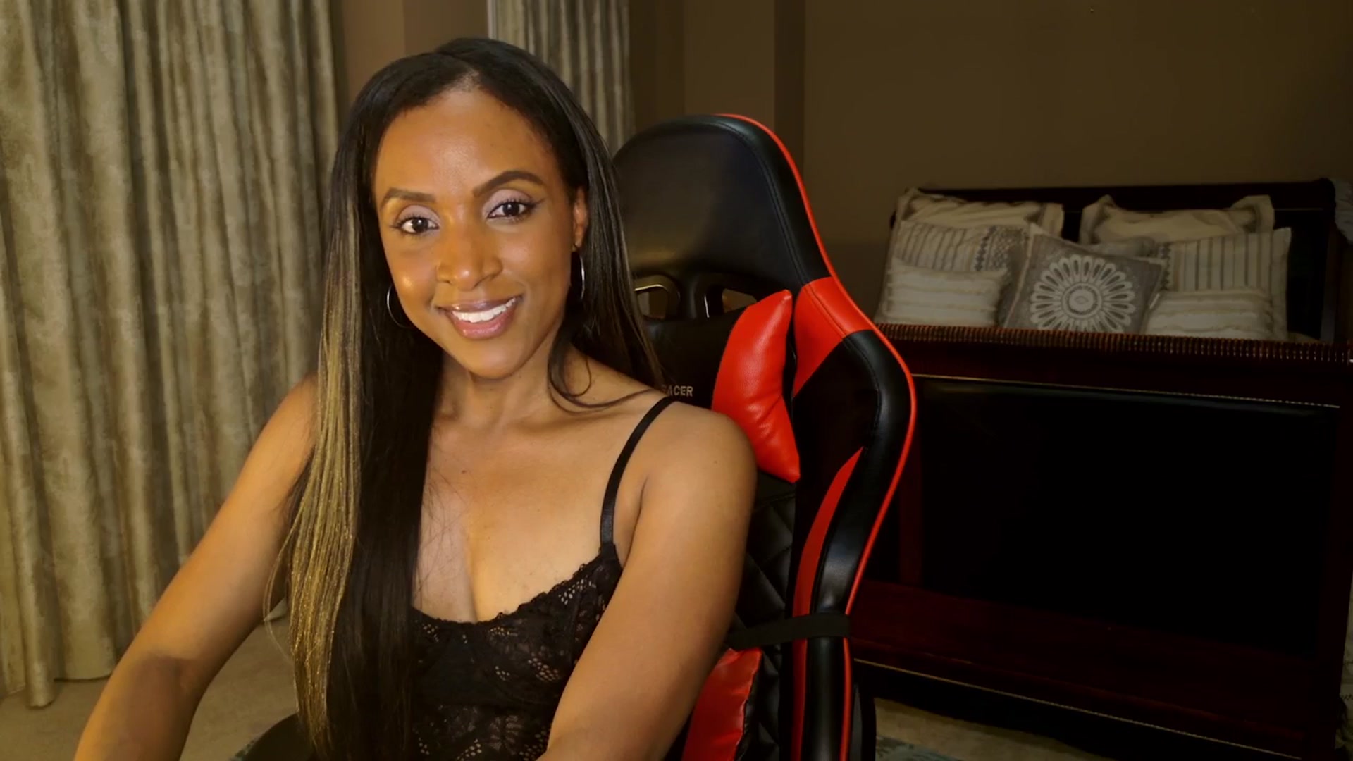 Gallery image thumbnail from Ms_WetNWild's myfreecams stream on, 07/23/2025, 03:17 image 11 of 20