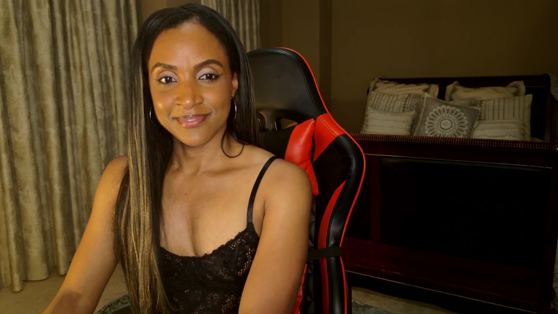 Gallery image thumbnail from Ms_WetNWild's myfreecams stream on, 07/23/2025, 03:17 image 6 of 20