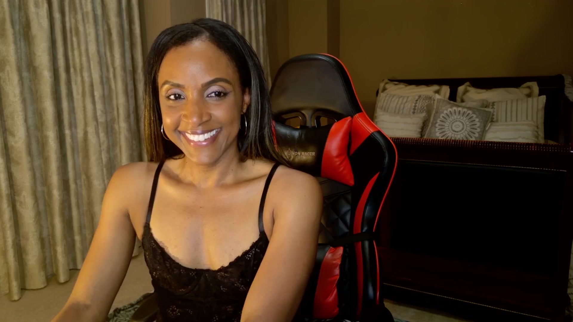 Gallery image thumbnail from Ms_WetNWild's myfreecams stream on, 07/23/2025, 03:17 image 17 of 20